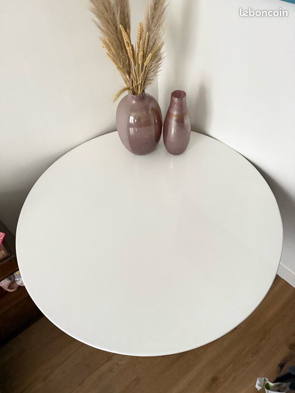 Table tulipe métal 120cm (image 2)