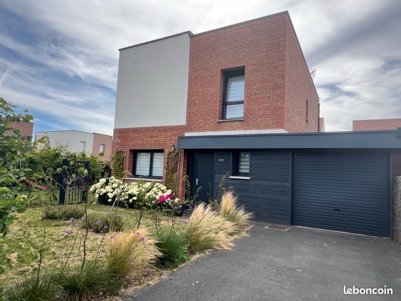 Maison 5 pièces 110 m² · à Mérignies · 110 m² · 415 000 €