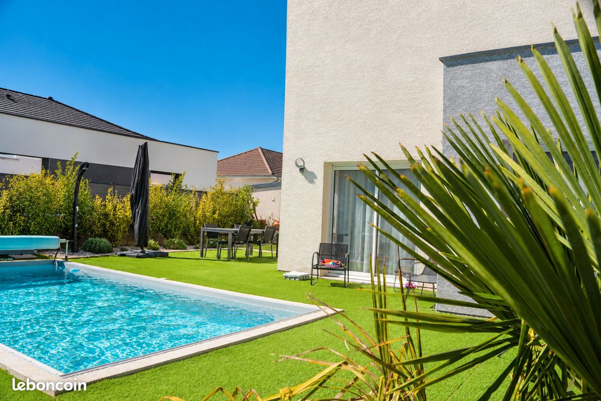 Maison 5 pièces 130 m² · à Devecey · 130 m² · 425 000 €