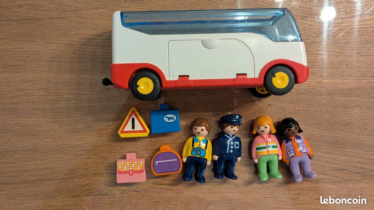 Lot Playmobil 123 – Avion, Voiture Police, Fusée, Voiture Course – Occasion