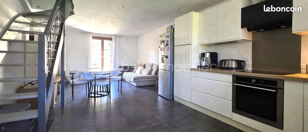 Ferme 4 pièces 63 m² (image 1)
