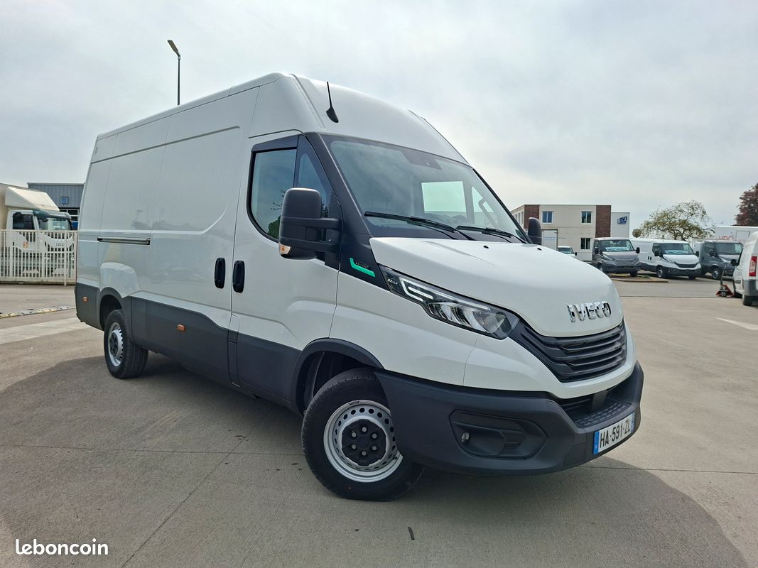 IVECO Daily 35S14V12 Natural Power 3.0L GNV Pack évolution Zéro kms (image 4)