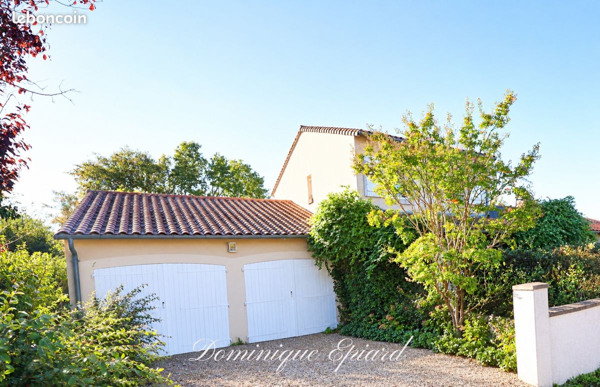 Maison 6 pièces 133 m² · à Nouaillé-Maupertuis · 133 m² · 262 000 €