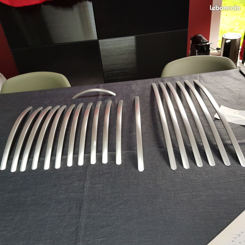 Pognées pour meubles de cuisine (image 1)