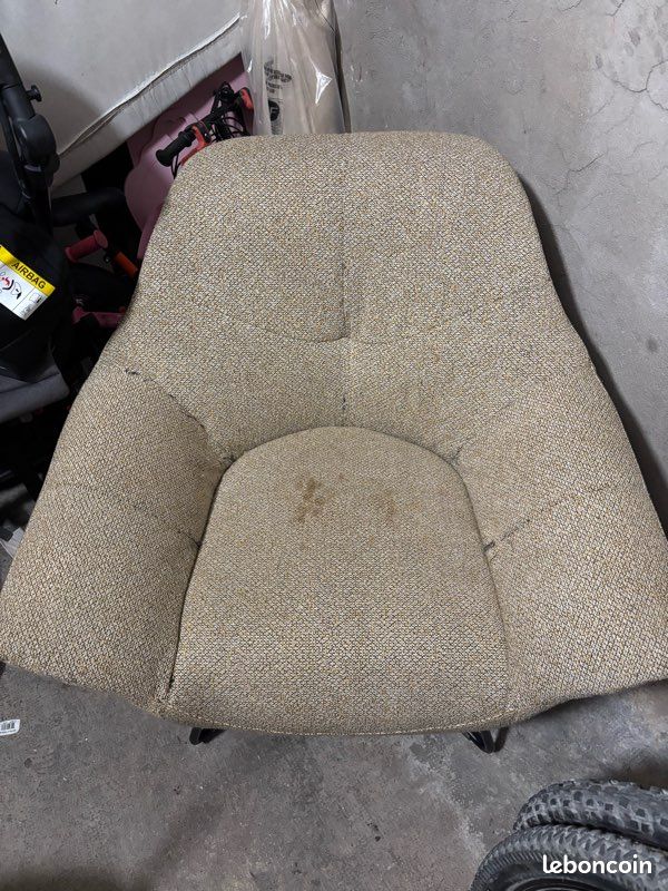 Fauteuil (image 1)