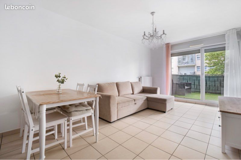 Appartement 3 pièces 57 m² · à Bron · 57 m² · 165 000 €