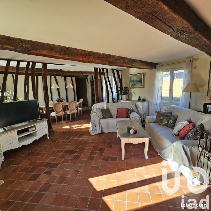 Maison 6 pièces 173 m² · à Grandcourt · 173 m² · 235 000 €