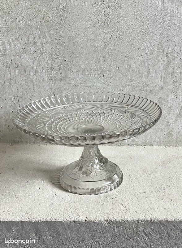 ANCIEN PRÉSENTOIR à Gâteau Assiette sur Pied en Verre Coupe à Fruit Drageoir EUR 20,00 - FR
