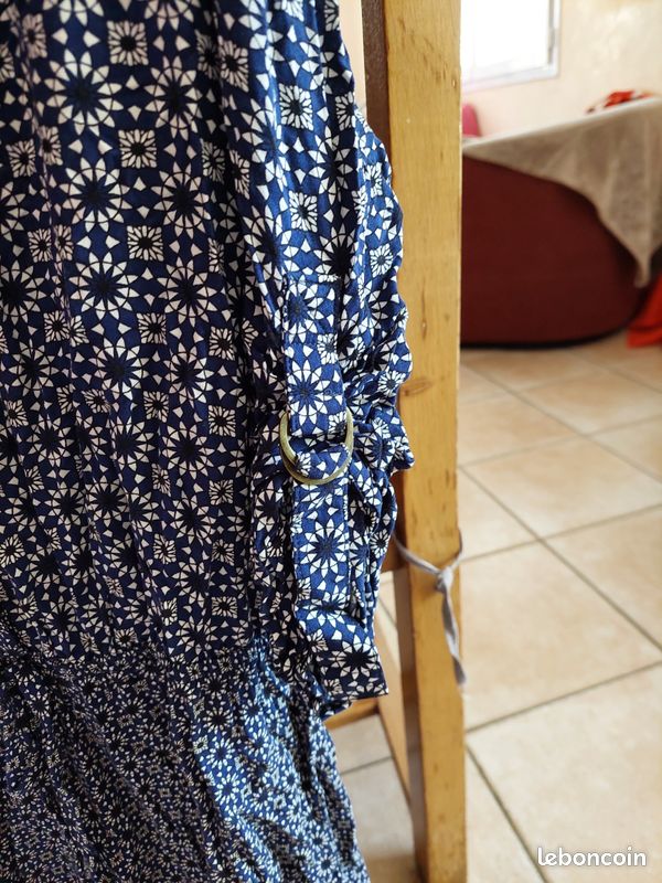 Robe courte manche longue taille 38 (image 2)