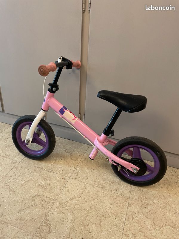 Draisienne decathlon btwin rose avec freins Vélos