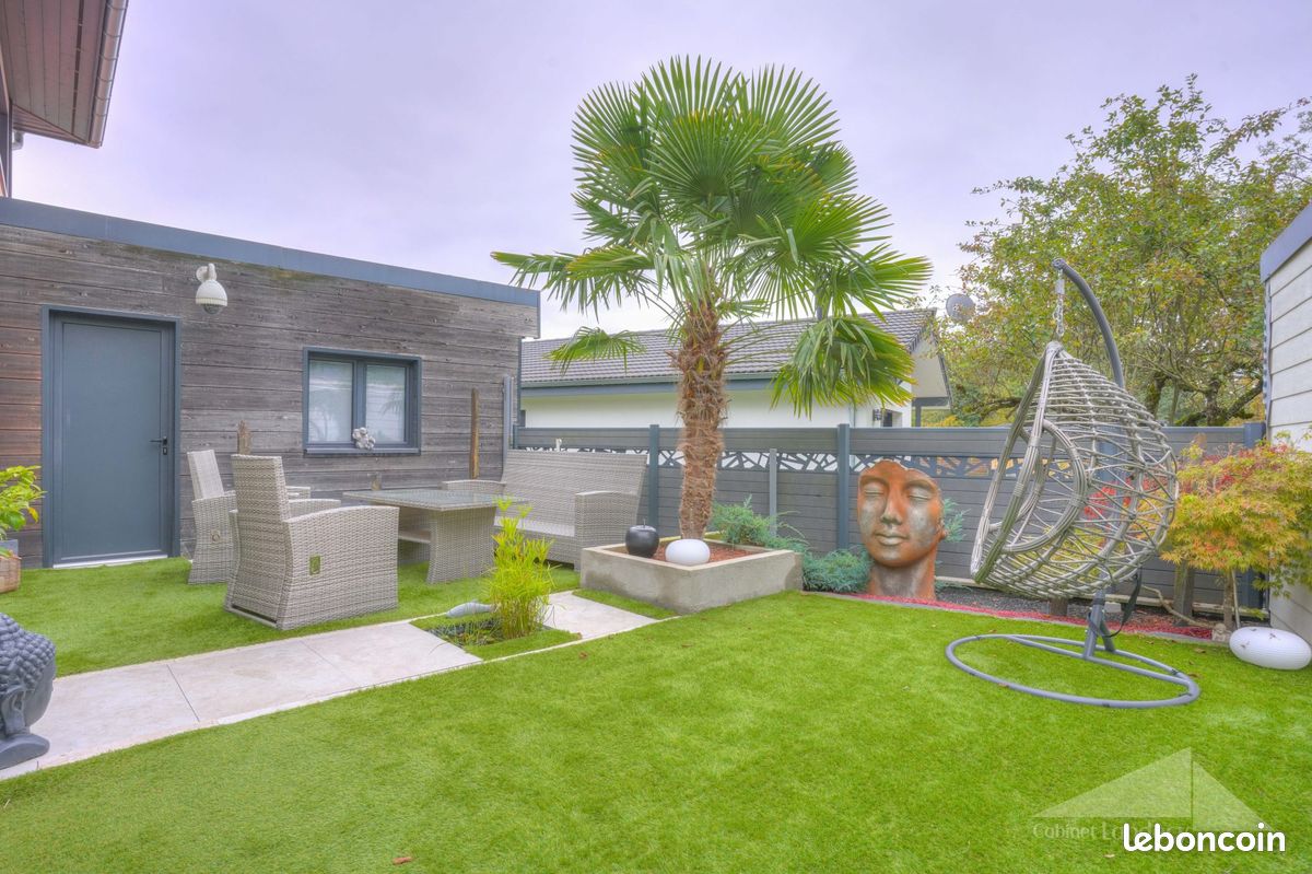 Maison 4 pièces 112 m² · à Saint-Jean-de-Gonville · 112 m² · 575 000 €