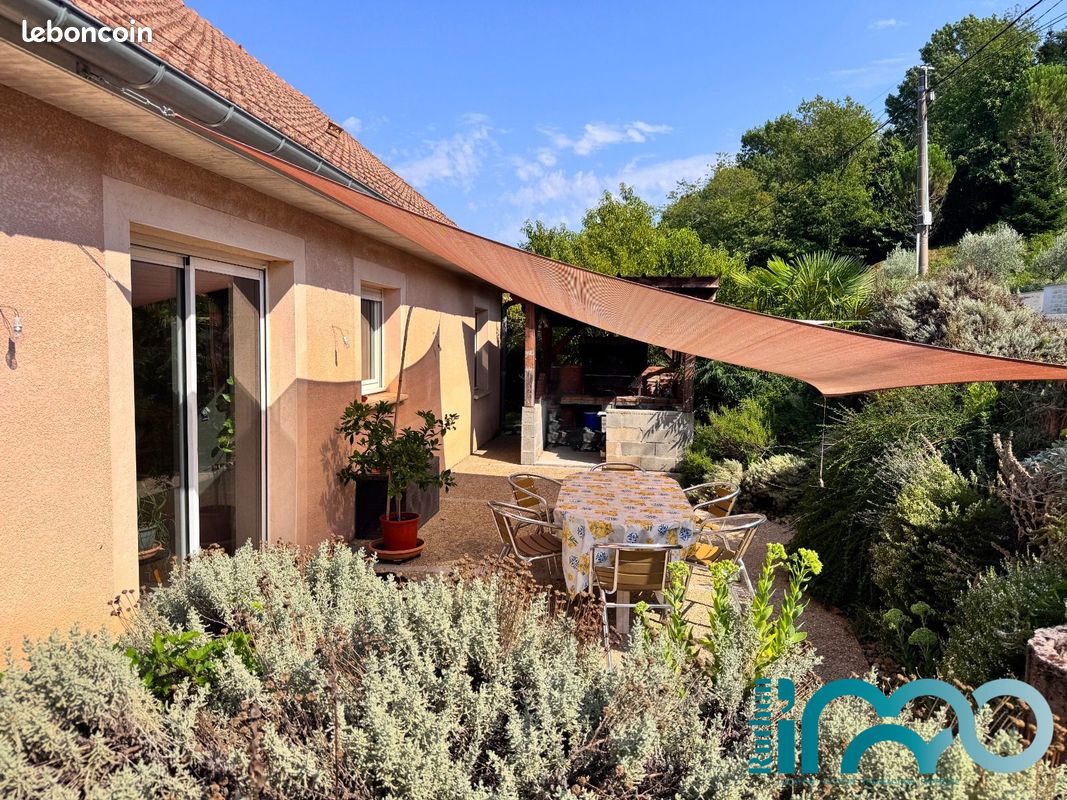 Maison 5 pièces 160 m² · à Firmi · 160 m² · 210 000 €