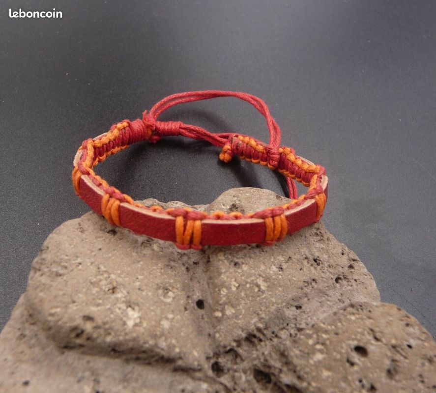 Bracelet réglable unisexe en cuir rouge et coton orange (image 1)