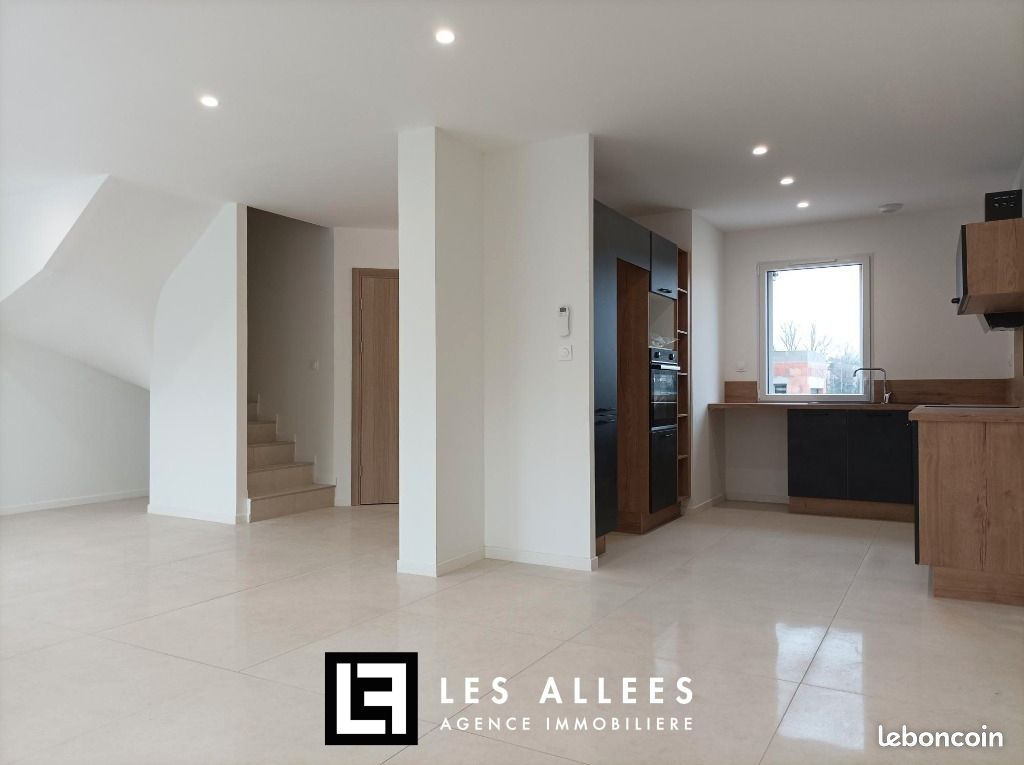 Maison 5 pièces 111 m² · à Montélimar · 111 m² · 1 140 €