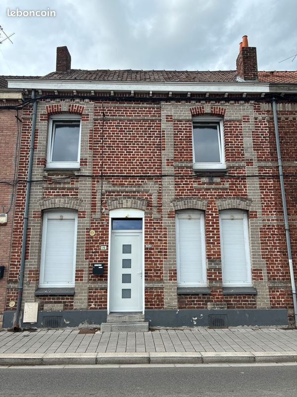Maison 6 pièces 120 m² · à La Sentinelle · 120 m² · 189 000 €