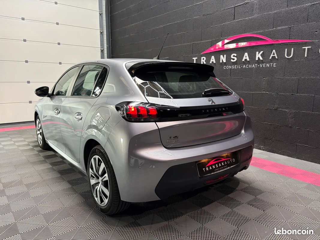 Peugeot 208 1.2 75i STYLE / DISTRIBUTION OK / ENTRETIEN PEUGEOT / BATTERIE NEUVE (image 3)