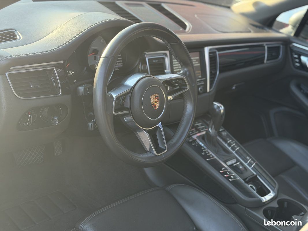 Porsche macan 3.0d 258 s 2015 (image 14)