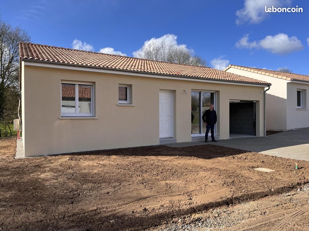 Maison 5 pièces 90 m² · à Aigrefeuille-sur-Maine · 90 m² · 238 900 €