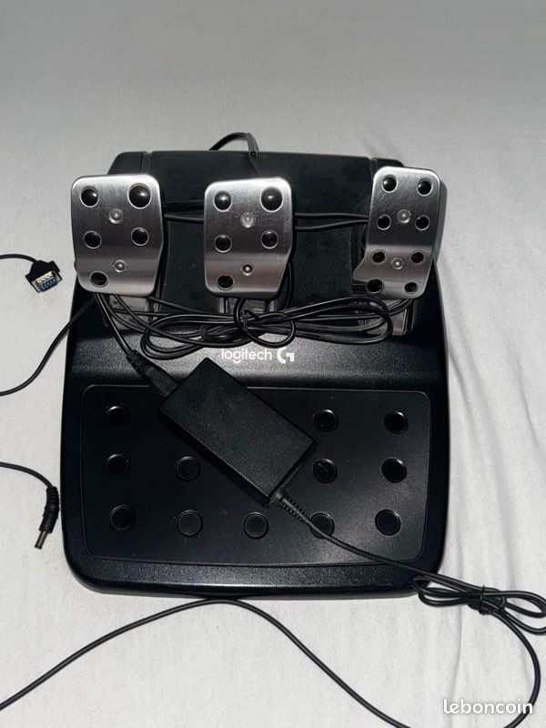 Volant logitech g29 (image 4)
