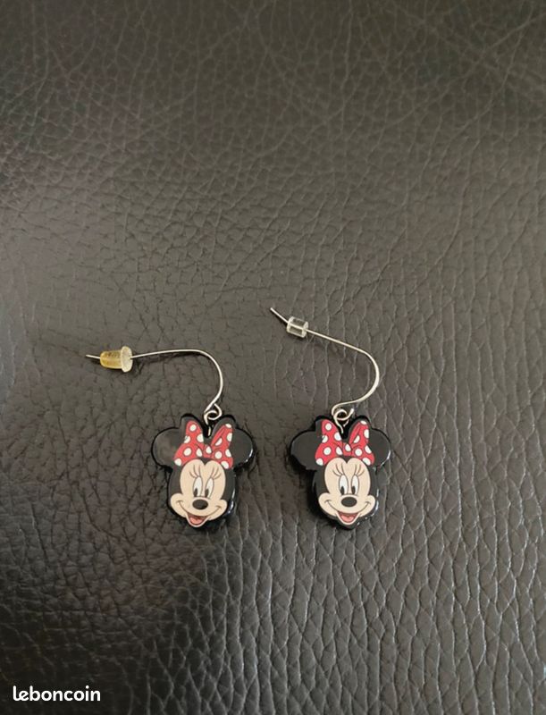 Boucles d’oreilles Minnie (image 1)
