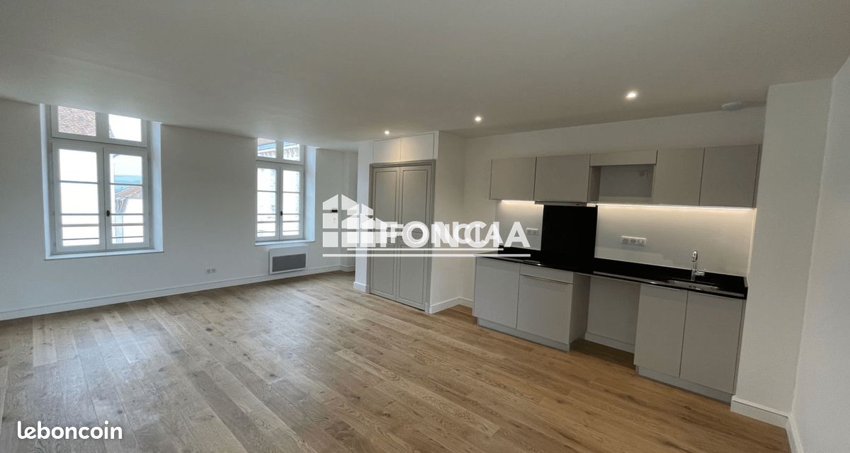 Appartement 3 pièces 67 m² · à Auxerre · 67 m² · 835 €