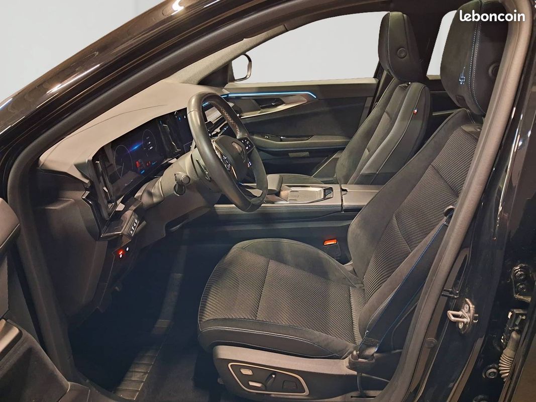 RENAULT Austral E-Tech hybrid 200 Iconic esprit Alpine (image 12)