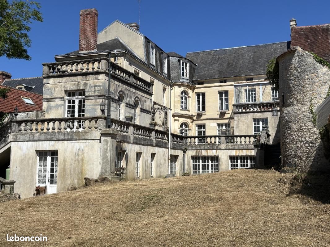 Maison 16 pièces 423 m² · à Argentan · 423 m² · 268 000 €