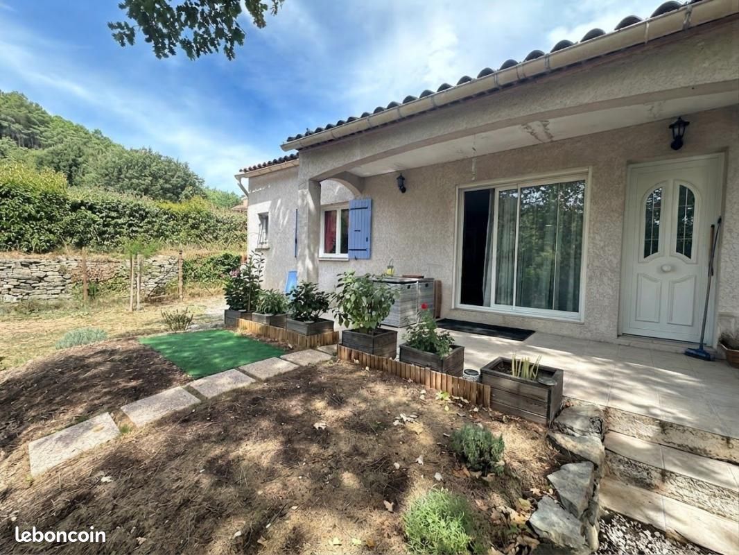 Maison 3 pièces 75 m² · à Saint-Paul-le-Jeune · 75 m² · 830 €/mois