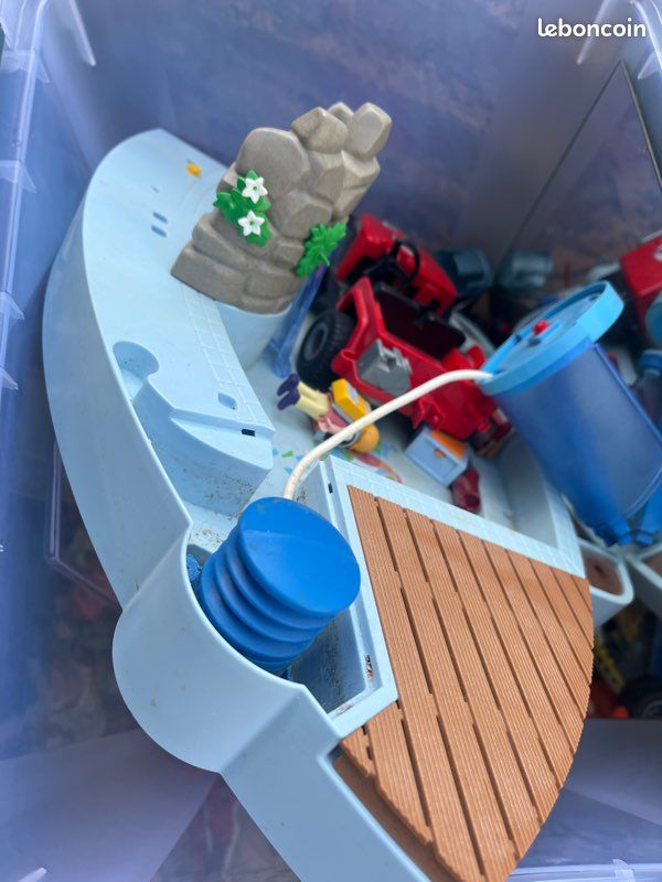 Gros lot playmobil année 2000 (image 3)