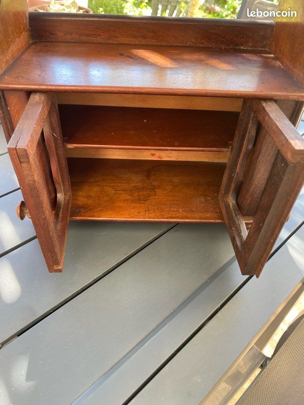 ANCIEN VAISSELIER DE poupée, meuble, bois teinté, hauteur 42