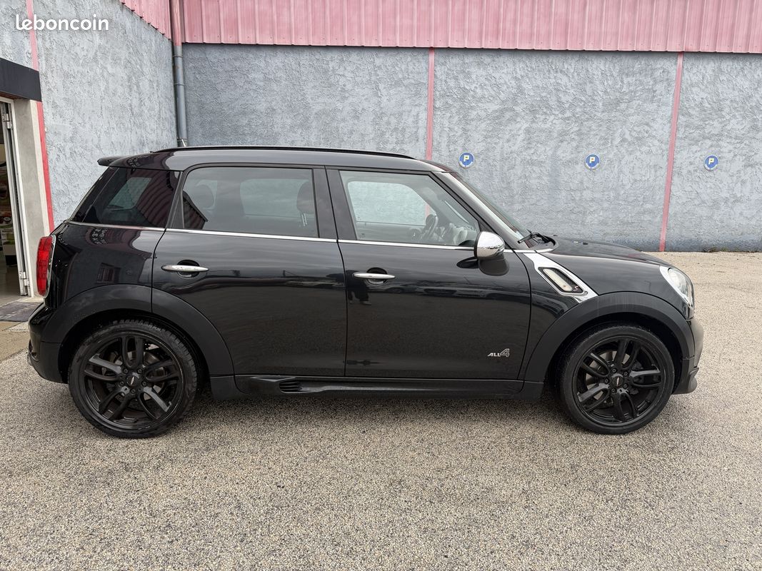 Mini COUNTRYMAN COOPER S 184CH JCW RED HOT CHILI ALL4 (image 6)