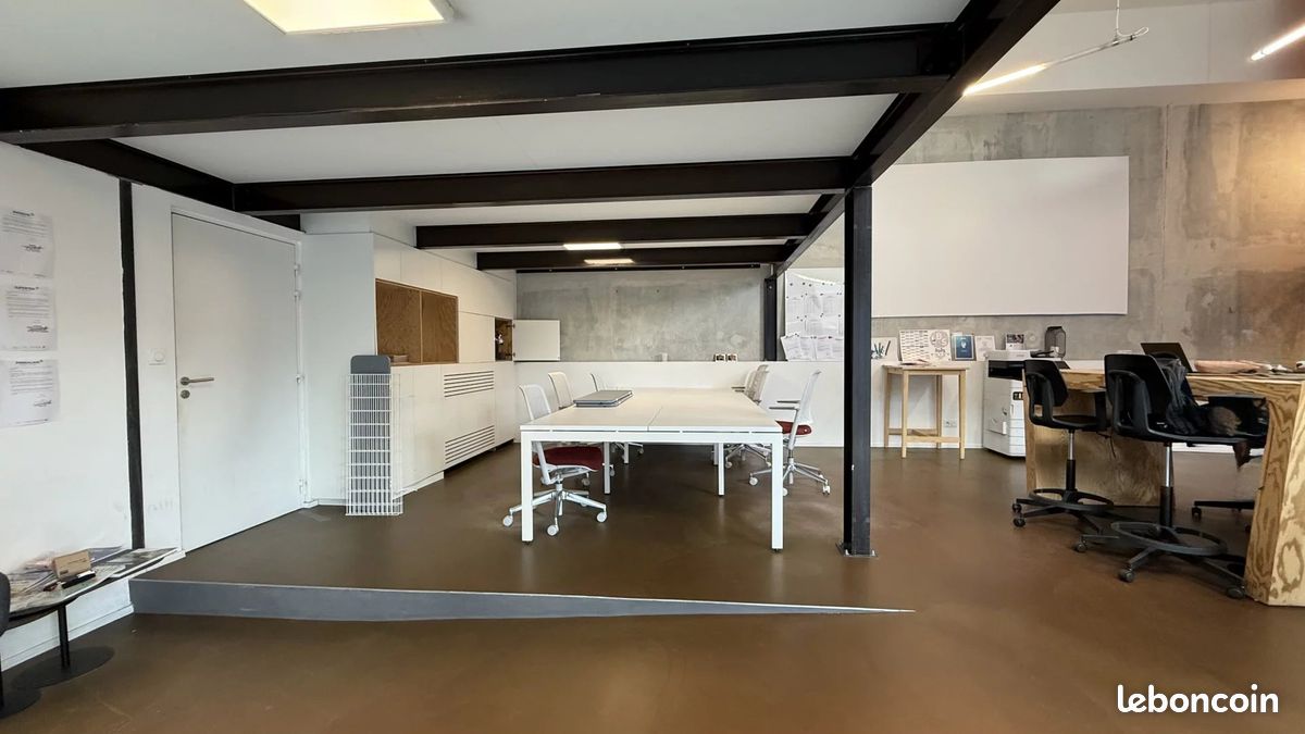 Local commercial 335 m² · à Bordeaux · 335 m² · 1 045 000 €