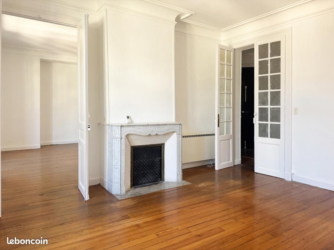 Appartement 6 pièces 144 m² · à Pau · 144 m² · 359 000 €