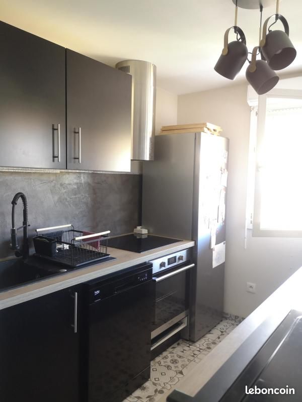 Appartement 4 pièces 74 m² · à Castelginest · 74 m² · 970 €