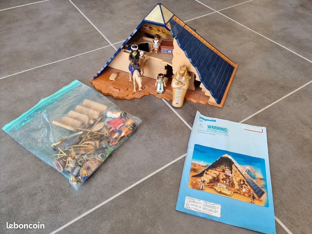 Playmobil 5386 - Pyramide du Pharaon + Combattant 5389 (image 1)