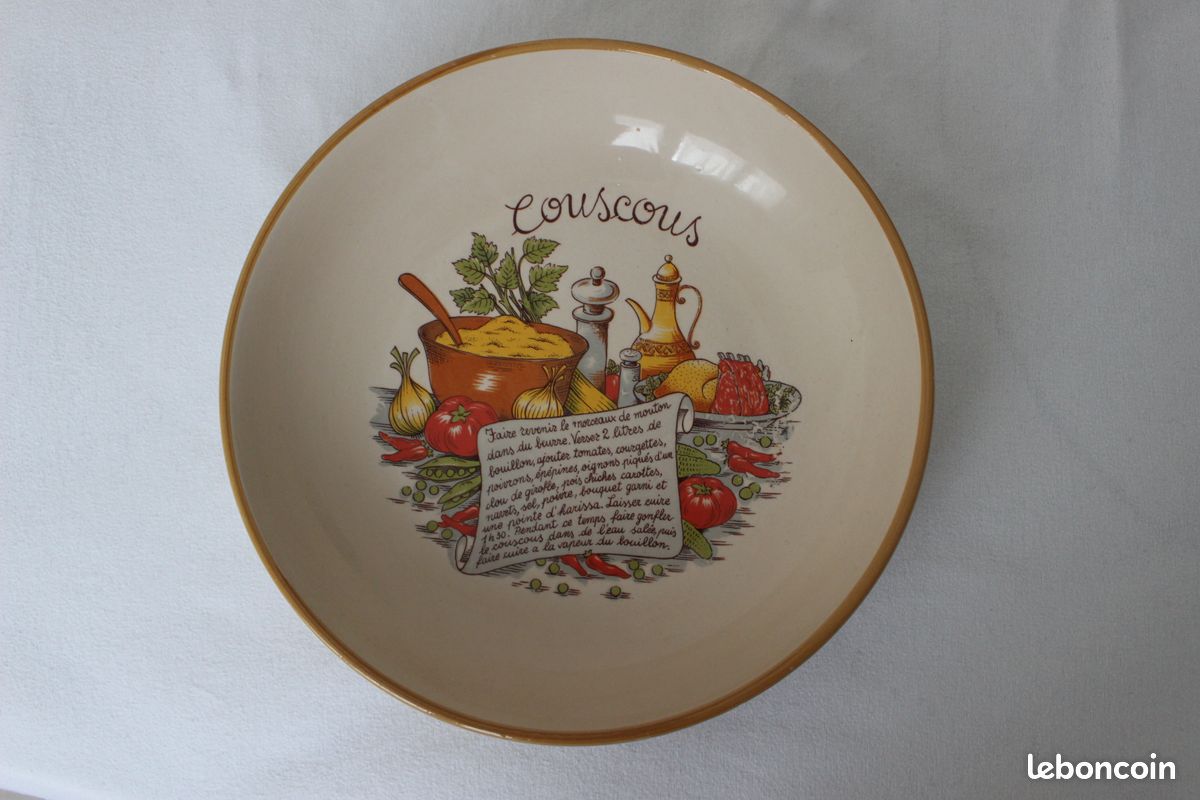 Grand plat rond creux Christian Dior en faïence italienne