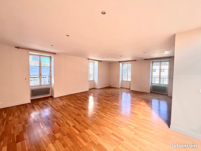 Appartement 3 pièces 102 m² · à Morlaix · 102 m² · 800 €/mois