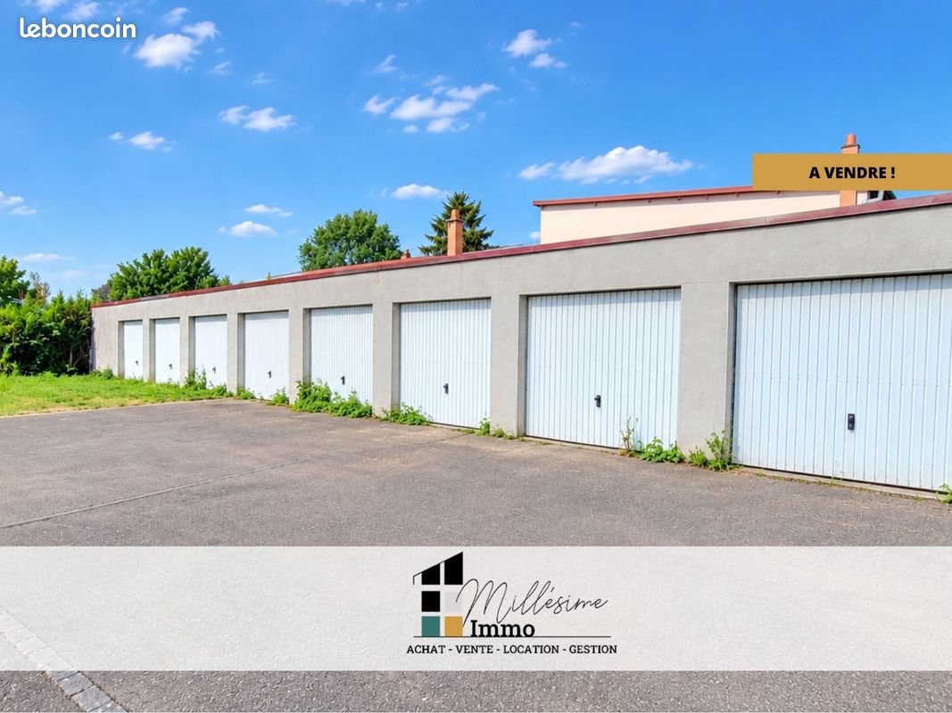 Parking 152 m² · à Phalsbourg · 152 m² · 153 000 €