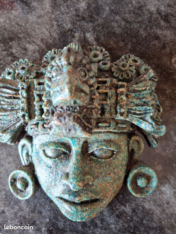 Tête inca (image 1)