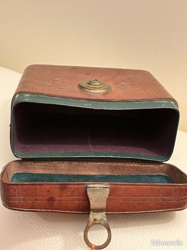 Cartouchière De Chasse Vintage – Années 50 – Cuir – Fabrication Française