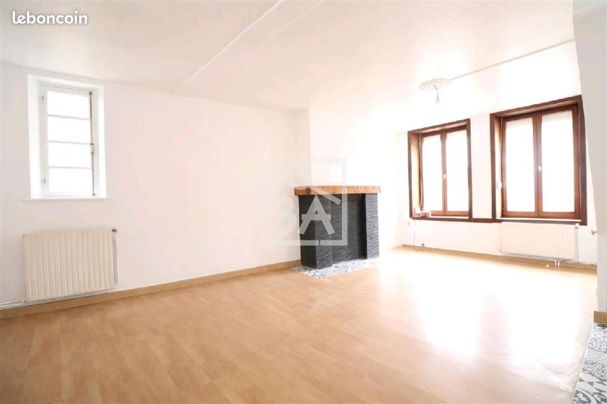 Maison 6 pièces 103 m² · à Guînes · 103 m² · 840 €/mois