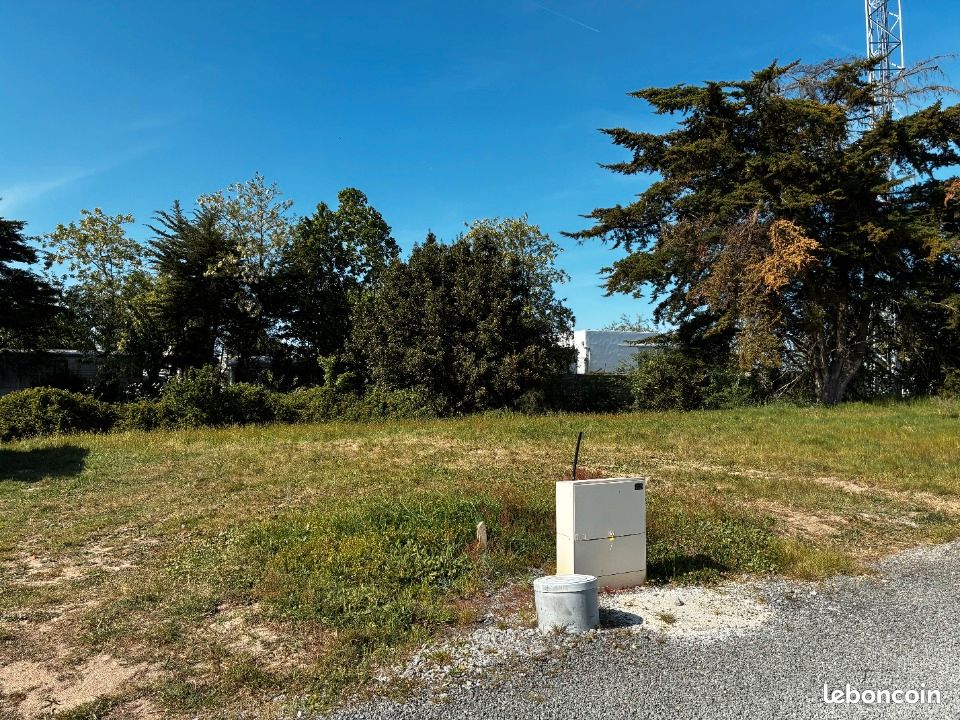 Terrain 469 m² Beauvoir Sur Mer · à Beauvoir-sur-Mer · 82 200 €