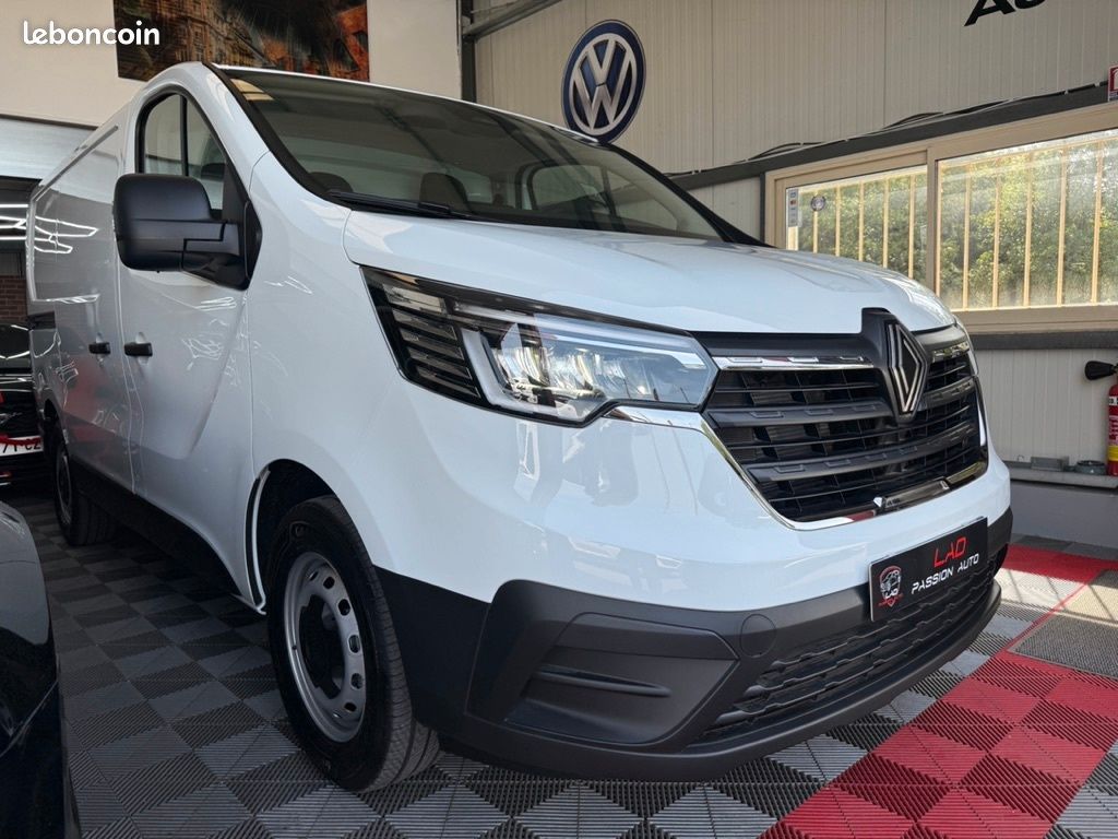 Renault Trafic FOURGON FG BLUE DCI 130 L1H1 2T8 GSR2 ADVANCE 24 567 HT / 29 480,00 TTC (image 5)