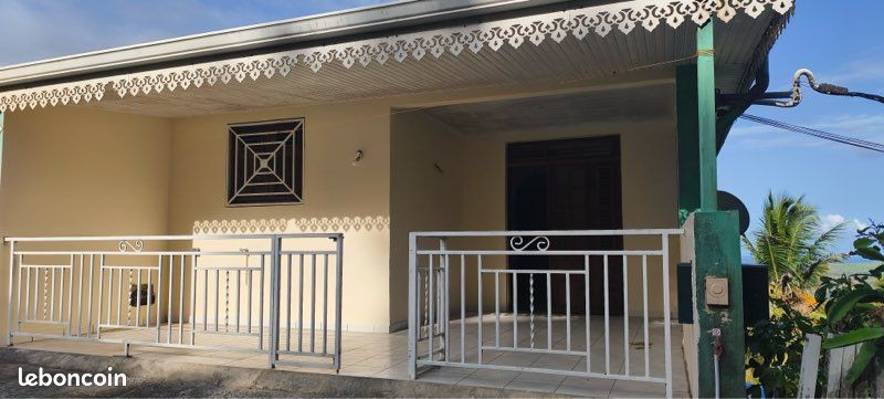 Haut de villa 54 m² – 2 chambres – Vue panoramique mer & Vauclin (image 1)