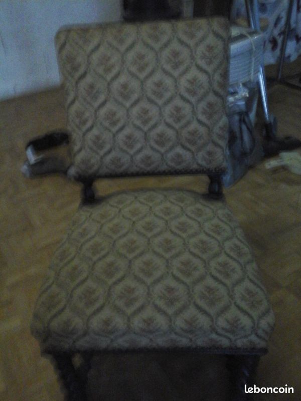Fauteuils anciens (image 1)