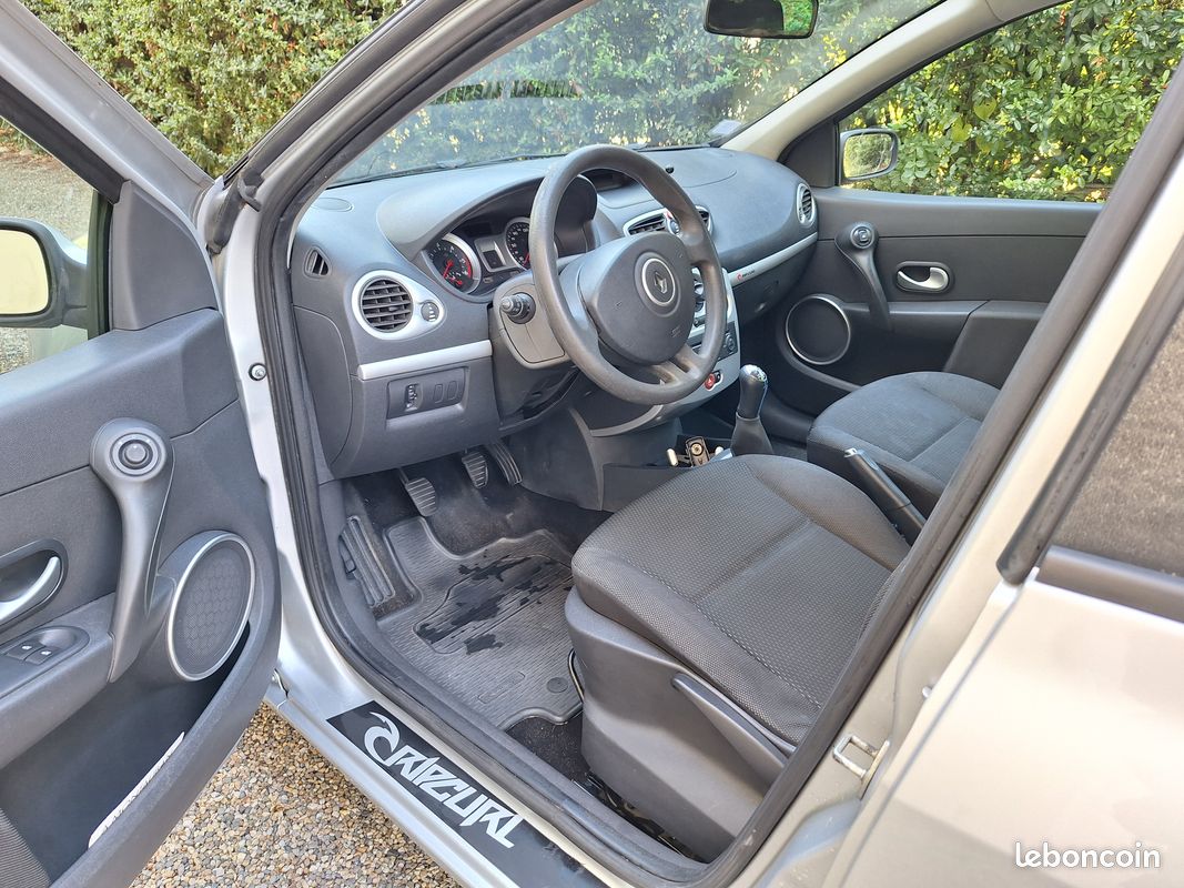 Renault clio rip curl 2008 (image 4)