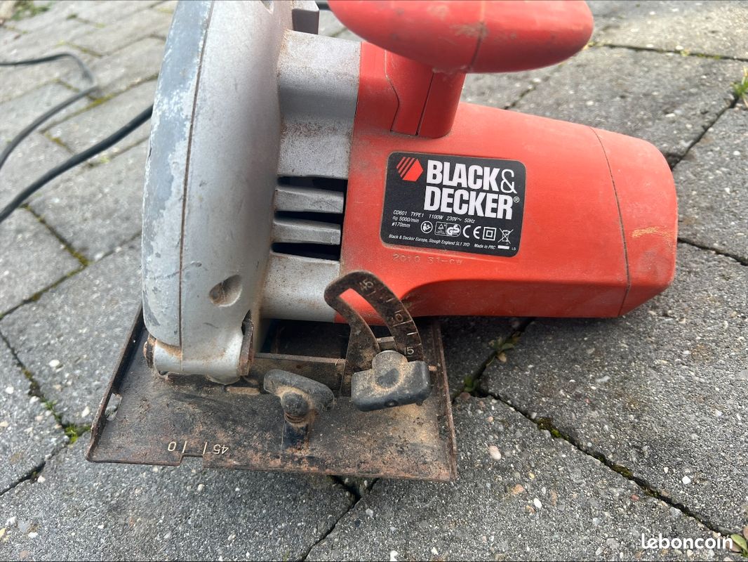 Scie circulaire Black&decker (image 2)