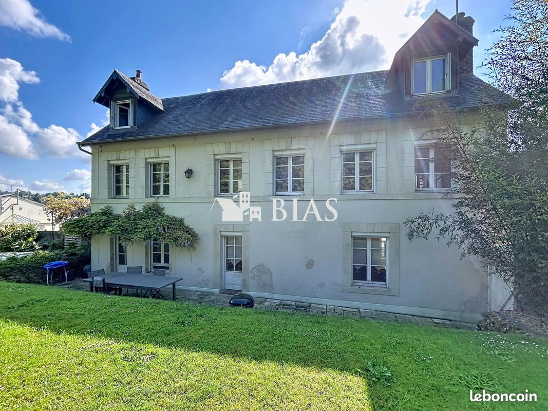 Maison 7 pièces 182 m² · à Lisieux · 182 m² · 399 000 €