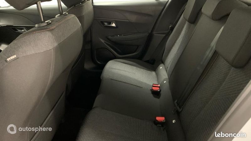 Peugeot 208 1.2 Hybrid 110ch Style e-DCS6 (image 13)