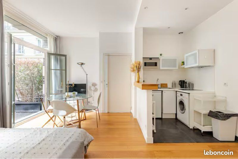 Appartement 2 pièces 37 m² · à Paris · 37 m² · 1 933 €